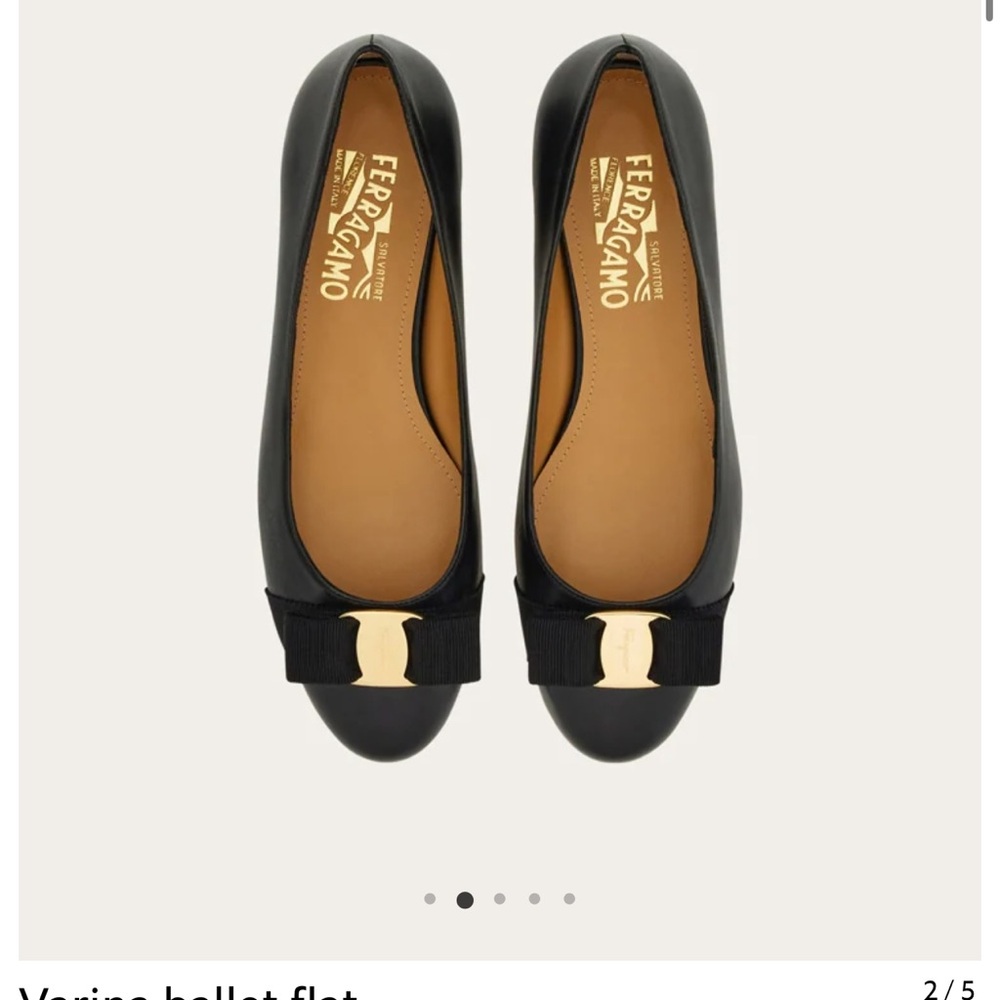 Salvatore Ferragamo Black Varina Ballet Flats